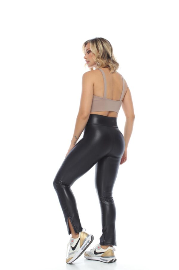 Imagen de WhatsApp 2025-06-12 a las 15.52.27_3e1a4d83 CALZA BRILLANTE