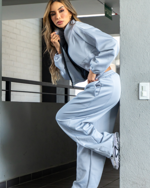 PREVENTA - SET CHAQUETA SEMICORTA Y JOGERR J-021