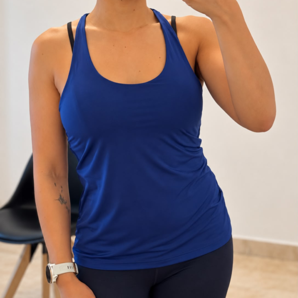 MUSCULOSA CON TOP INTERNO ⚠️ PRODUCTO EN PREVENTA